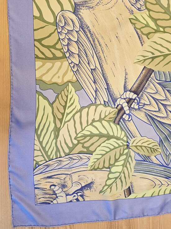 Hermès Silk Scarf 90cm Carré Bird Print Lavender Green 34” | Hand Rolled | Box - Picture 11 of 16